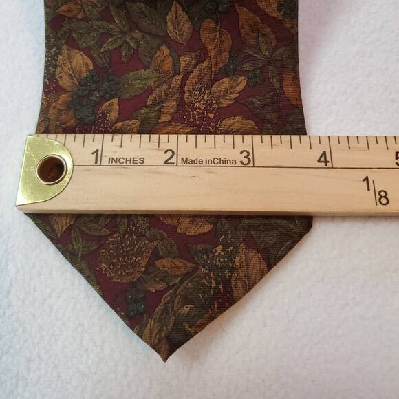Vintage Woodward Men's 57 X 3 3/4 Burgundy Leaves Design Tie - Picture 5 of 6